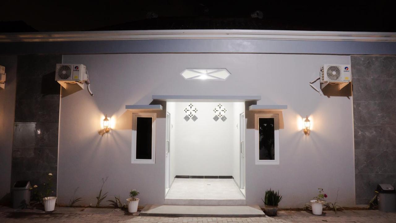 Sitiinggil Guest House Syariah Tegal  Exterior photo